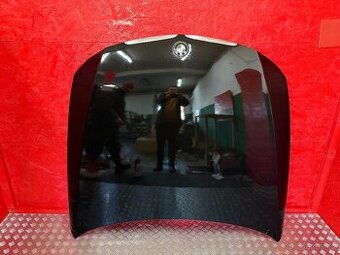 PŘEDNÍ KAPOTA BMW E90 / E91 - ČERNÁ