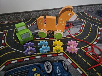 Dětské hračky , více ve foto...
