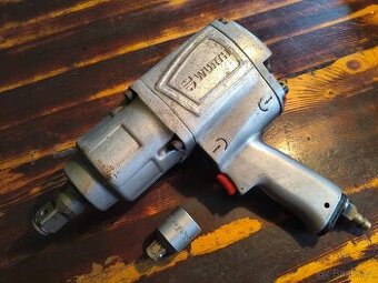 Prodám silný rázový utahovák Wurth DSS 3/4" H - 1500NM