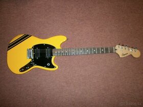 Prodám elektrickou kytaru Squier by Fender Mustang - 1