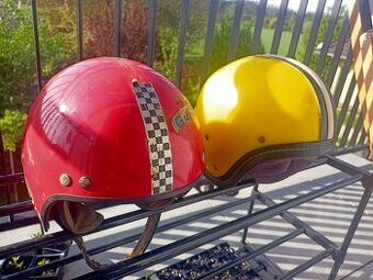 2x stará moto helma - 1