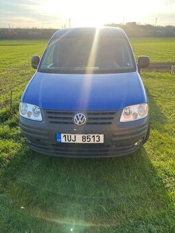 VW Caddy 1.9tdi(77kw)vyhr.sedaky,cd rádio dovoz de