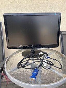 Samsung monitor 14” s HDMI