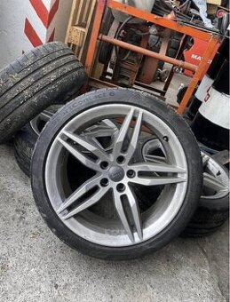 Kola Audi r19 5x112 255/35