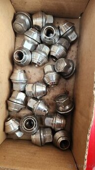 Matice M12x1.5 20ks