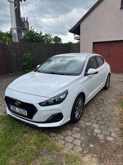 Hyundai i30 Fastback, 1.4 T-GDi, výbava Style