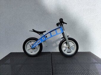 First bike SERVIS