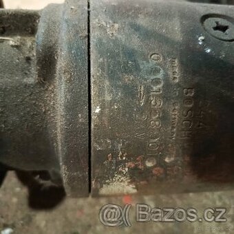Prodám startér Bosch pro motor Deutz - 1
