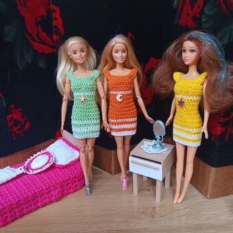Barbie - šatičky kus za 20Kč - 1