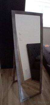 stojací zrcadlo 148×37cm