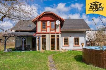 Prodej rodinného domu se zahradou v Trutnově-Poříčí - 1