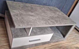 Stolek pod TV
