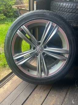 Prodám obutá alu kola VW Tiguan 2 R-Line R19 5x112 ET38
