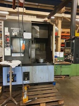 Doosan PUMA V550 - Karusel jednostojanový