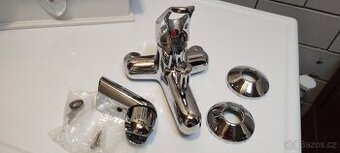 Prodám vanovou baterii rozteč 10cm