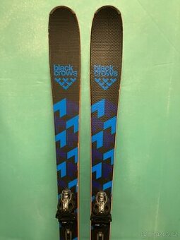 Lyže Black Crows Vertis v délce 180cm, R 15m