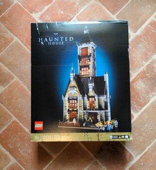 LEGO Creator Expert 10273 Strašidelný dům na pouti
