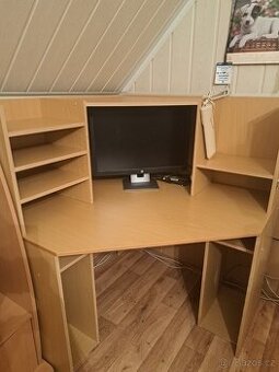 Rohový psací/PC stůl ZDARMA za odvoz REZERVOVÁNO