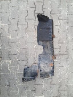 Felicia 1,9D spodni kryt motoru