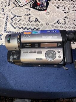 Sony Handycam Hi8 XR – videokamera, funkční