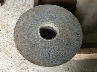 Brusný kotouč 200x51x20