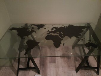 Zdarma kancelářský stůl,  pc stůl