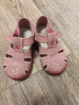 BAŤA přezůvky/bačkůrky, vel. 22