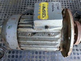 Třífázový asynchronní motor - přírubový