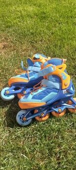 Kolečkové brusle vel 32- 35 - nošené 1 týden