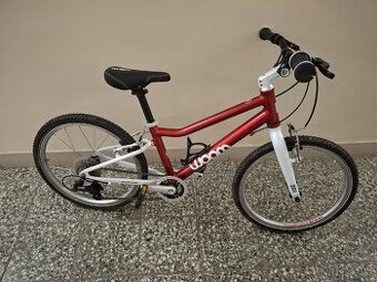 Dětské kolo WOOM 4 20" výroční červená metalíza