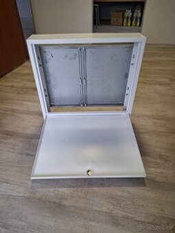 nástěnná rozvodná skříň podlahového topení