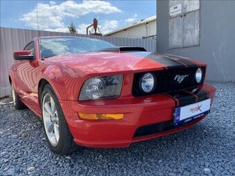 Prodám Ford Mustang 4,6 GT V8 224kW