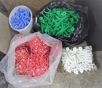 Nové talířové hmoždinky a nové střešní hmoždinky