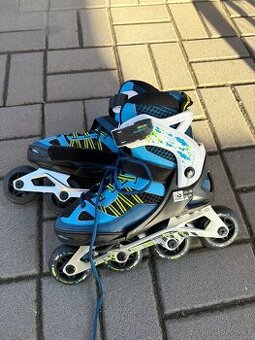 Dětské kolečkové brusle Oxelo – nastavitelné vel. 35–38