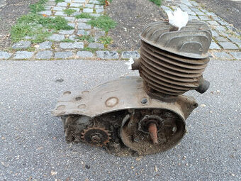 Motor ČZ 125T