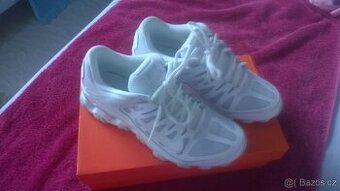 sportovní obuv NIKE
