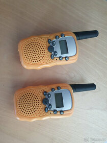 Vysílačky walkie-talkie z Tchiba