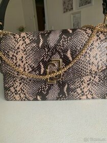 Elegantní kabelka s hadím vzorem - 1