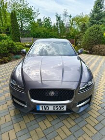 Jaguar xf 221kw R-sport nádherný