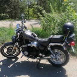 PRODÁM YAMAHA 700 XJ MAXIM
