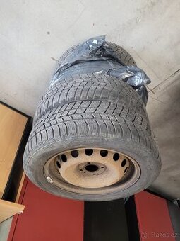 Prodám zimní kola na Renault Clio III