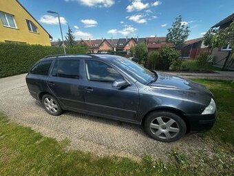 Škoda oktavia 2 1.6 fsi 85kw 2008