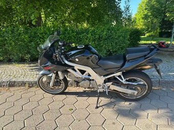 Silniční motorka Suzuki Sv 650 S - 35 kw v tp ŘP A2