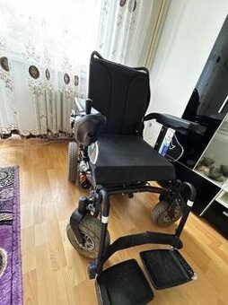 Elektricky invalidní vozik