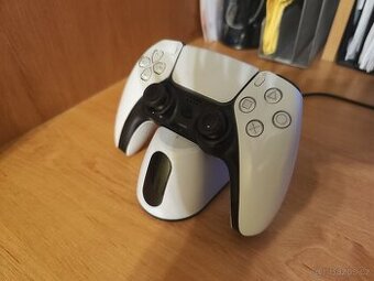 Playstation5+Sluchátka Pulse 3D+Nabíječka ovladačů