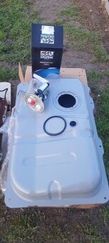 Prodám novou palivovou nádrž Ford streetka,Ford Fiesta Mk4