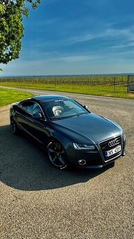 AUDI A5 3,2FSI Coupé manuál 6kvalt