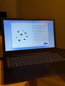 Lenovo V330-15IKB Notebook