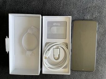 Google pixel 8 pro 12GB/128GB černý