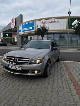 Mercedes-Benz W204 220cdi
